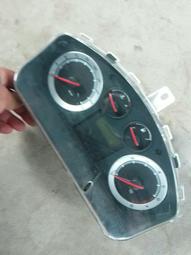 議價出售眾泰Z560副駕駛手扶箱 感興趣的話點“我想要”和我私聊吧～ 歷史價格詳細信息