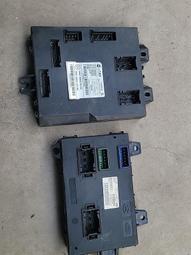 議價出售榮威rx5高配led左前大燈，保證原廠拆車，標價包郵  圖2可見斷個上抓，圖34可見下抓裂點可以修復，成色如圖 歷史價格詳細信息