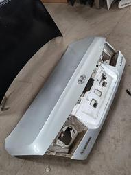 議價出售07年沃爾沃S40機艙保險盒配電盒總成8688040原裝拆車，成色如圖，卡扣都完好，原車已測試好使，質保一個月 歷史價格詳細信息