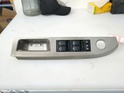 （議價出售）斯萊特Slater插頭、成色看圖.有意私聊我。 感興趣的話點“我想要”和我私聊吧～ 歷史價格詳細信息