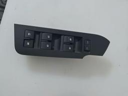 議價出售雪佛蘭科沃茲大燈  雪佛蘭科沃茲大燈  高配帶LED日行燈 買家請閱讀： 1 ： 本廠所售燈具均為原廠純拆燈具 歷史價格詳細信息