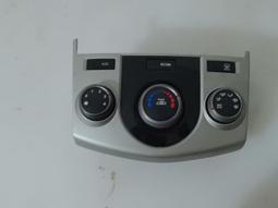 議價出售11年大眾朗逸大燈開關 霧燈開關 原裝拆車，卡扣都完好，成色如圖，無掉漆，磨損小，原車已測試好使質保一個月 歷史價格詳細信息