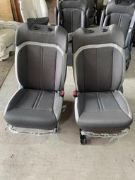 議價出售五菱凱捷混動座椅 五菱凱捷混動電動座椅，前排電動帶腰托，中排腿拖靠背電動帶腰托，皮面紋路新潮帶氣孔，前排帶小桌 歷史價格詳細信息