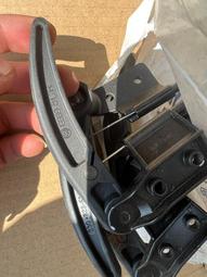 議價出售桑旅原車電動后備箱電機 鎖塊  桑旅原車電動后備箱電機 鎖塊 需要的來 好貨。鎖塊的價錢。包郵。售出不退不換 歷史價格詳細信息