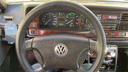 議價出售新到日產尼桑13天籟 全車配件 拆車件 前嘴總成 縱梁 座椅 左前門 右前門  發電機 壓縮機  CVT 五大 歷史價格詳細信息