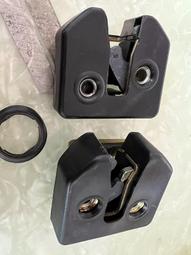 議價出售桑旅德國原裝后杠壓板 桑旅后保險杠壓板 德國原裝進口的 老庫存 只有一套 一對價 需要的直接拍。順豐到付。售出 歷史價格詳細信息