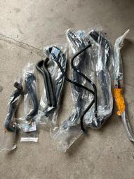 議價出售普桑桑旅原車全新外拉手 黑漆白漆灰色底漆都有 四門都有 全車鎖芯也有 需要哪個點我想要。售出不退不換。 歷史價格詳細信息