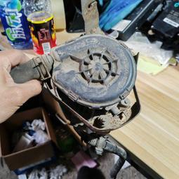 議價出售07年沃爾沃S40機艙保險盒配電盒總成8688040原裝拆車，成色如圖，卡扣都完好，原車已測試好使，質保一個月 歷史價格詳細信息