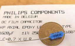 PHILIPS (BC) KP 5600P 250V 1% 臥式金屬膜電容 KP462 歷史價格詳細信息
