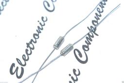 1個 SPRAGUE 150D 33uF 10V 5% MIL 臥式軍規鉭質電容 歷史價格詳細信息