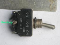 西電機 親拆  600V  0.1+0.1+0.1U  油浸電容  一只 歷史價格詳細信息