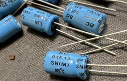 [中谷屋]電解電容 CJ10A-63V 47uF  UCC SPRAGUE 511D D10.5xH16.5 歷史價格詳細信息