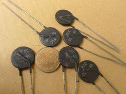 CL 中夾中性復古皮夾暗釦二折式主袋100%進口牛皮革材質輕巧大方中性款男女適用 歷史價格詳細信息