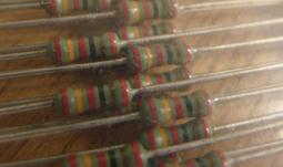 [中谷屋KE49G] 5K 5W 拆機 RCD160 電阻 (990R-9.9K ) 歷史價格詳細信息