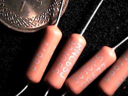 [中谷屋ND44L] 330R 1% 1W&nbsp;RN65D3300F DALE軍規電阻 非掏寶貨(99R-990R) 歷史價格詳細信息