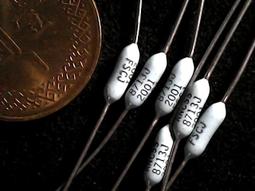 [中谷屋ND12L1]1K 1% 1/4W&nbsp;1001F  DALE軍規電阻 非掏寶貨(990R-9.9K) 歷史價格詳細信息