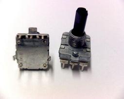 （5個壹標）日本原裝TOCOS碳膜電位器RV24YN20SB104 100K TOKYO MOSCOM 歷史價格詳細信息