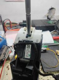 議價出售奧迪A3汽車車頂天線原裝拆車件 感興趣的話點“我想要”和我私聊吧～ 歷史價格詳細信息