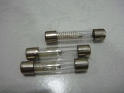 保險絲    < 二手品 >  1支一標 歷史價格詳細信息