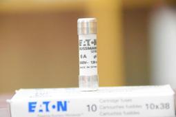 BUSSMANN HMID Fuse Block,40 to 80A,Automotive,1 Pole 52CN16 歷史價格詳細信息