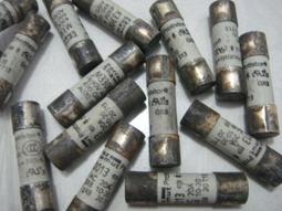保險絲  [ 二手品 ]   一標1支 歷史價格詳細信息