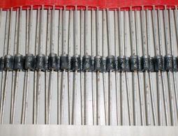 突波吸收二極体 VISHAY P4KE75-E3 DO-41 75V  ±5%  400W 歷史價格詳細信息