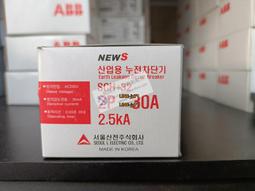 船用固定式液壓折臂吊機 車載小型摺疊式吊車 2噸輕卡車載吊機 歷史價格詳細信息