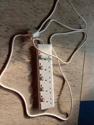 公牛英規轉換插頭中國英國插座中轉英式港版吹風機轉換頭 歷史價格詳細信息