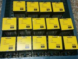 { 現貨松下公司保固 } Panasonic 國際牌 ES-RC30  乾濕兩用往復式刀片充電式 單刀頭 電鬍刀 刮鬍刀 歷史價格詳細信息