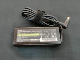 缺貨【SONY原廠授權】PS4 DUALSHOCK 4 控制器 DS4手把造型抱枕【金色/銀色/鋼鐵黑】台中星光電玩 歷史價格詳細信息