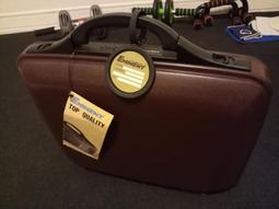 60年代荊溪南孟臣紅泥8杯標準壺 歷史價格詳細信息