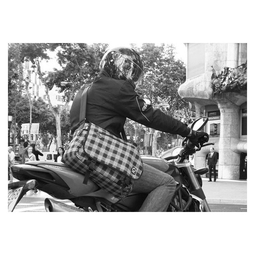 VAX BOLSARIUM CALABRIA 14吋 卡拉麗托特包 - 黑底灰邊條【出清】 歷史價格詳細信息