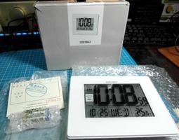 SEIKO新品霧銀系列、抗水鋼帶男女腕錶 (破盤價熱賣中) 歷史價格詳細信息