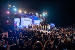 [租借]大型 韓系水鑽珍珠浪漫新娘手捧花 自助婚紗照道具/婚禮小物 歷史價格詳細信息