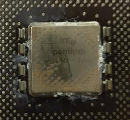 二手稀少2008年蘋果MacBook A1181 CPU:INTEL/DDR2G/HDD320G狀況如圖當收藏/裝飾品) 歷史價格詳細信息