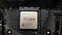 AMD Ryzen 7 1800X / AM4 / 8核心 / 3.6G / 不鎖倍頻 / 盒裝不含風扇 歷史價格詳細信息