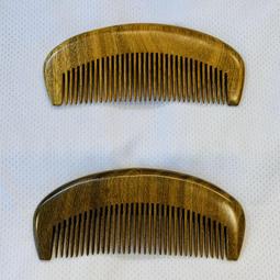 綠檀木髮梳－#綠檀木#髪叉#按摩梳#全身按摩#血檀木#髮梳#梳頭髮#按摩頭皮#綠檀木髪梳#肖楠#原木#刮痧板#按摩#穴 歷史價格詳細信息