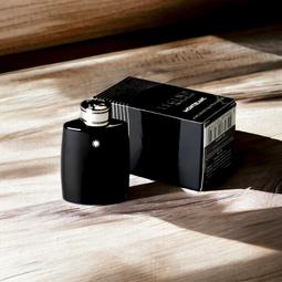 【Orz美妝】Mont blanc 萬寶龍 探尋旅者 男性淡香精 旅行組 淡香精 7.5ML+鬍後乳30ML+沐浴乳30 歷史價格詳細信息