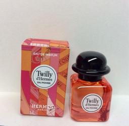 Hrmes 愛馬仕2024春夏新款男士圓領短袖T恤 專柜同步售賣 高端品質  經典百搭爆款進口雙股100%純棉面料 印膠字母log NO184940 歷史價格詳細信息