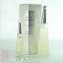 Miyake 女士單肩腋下包 7x10 鑽石搖滾風格大容量包 歷史價格詳細信息