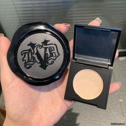 KVD Beauty 控蜜粉餅 絲柔 清爽 飾底 裸妝 粉凝霜 粉底霜 粉底 潤色隔離霜 遮痘印 粉凝霜 固妝 啞光 歷史價格詳細信息
