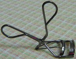 植村秀睫毛夾shu uemura定型自然捲翹持久化妝工具化妝師 歷史價格詳細信息