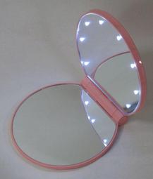 日系LED &lt;&lt; 貝殼白 圓鏡 &gt;&gt; 女優鏡 化妝鏡 8LED燈 折疊鏡化妝鏡 LED發光鏡 女生美容補裝鏡子 歷史價格詳細信息