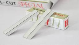 修眉刀片 不鏽鋼羽毛刀片 修剪眉毛 刮除臉部汗毛 超值30入 贈不銹鋼眉夾 Kiret 歷史價格詳細信息