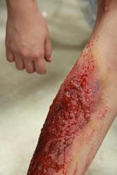 <防曬屋>皮膚蠟快乾延展油修平邊沿 及凹凸不平的表面，快乾不會黏手，易上油彩。皮膚蠟及白骨蠟 歷史價格詳細信息