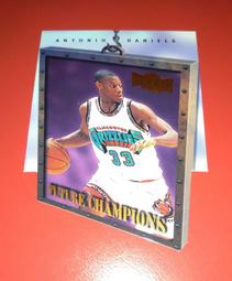 Antonio Borsato Madonna and Child Vintage Figurine Mint Condition 歷史價格詳細信息