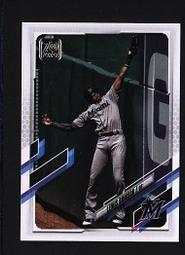 2021 Topps Series 1 #218 Matt Olson - Oakland Athletics 歷史價格詳細信息