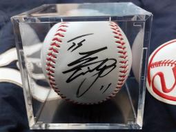 【小群收藏家】????大谷翔平簽名球-四代簽名球(含球盒及收藏箱)谷迷專屬-簽名球超稀有字跡漂亮-球卡-球員卡-簽名球 歷史價格詳細信息