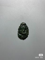 翡翠古琴吊墜正陽綠特別雅致的小掛件創匯期翡翠琴18K金扣子佩戴效果好遠遠處都很搶眼高54寬 歷史價格詳細信息