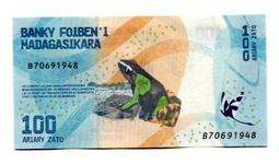 MADAGASCAR (馬達加斯加紙幣)， P97 ，動物 100-ARI ， 2017 ，品相全新UNC 歷史價格詳細信息